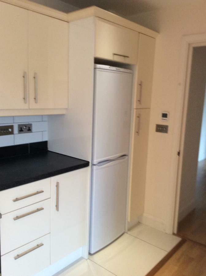 Modern Flat Apartment Watford  Ngoại thất bức ảnh