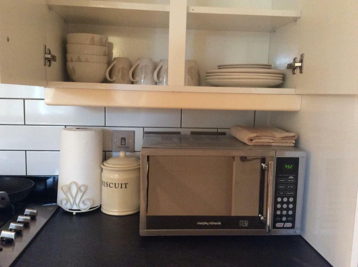 Modern Flat Apartment Watford  Ngoại thất bức ảnh